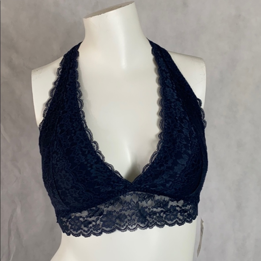 Gilly Hicks Hollister bralette